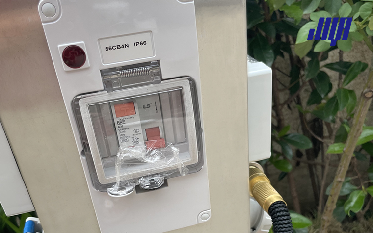 Telecom Cable Pedestals & Housings: Ensuring Network Reliability 3 Open telecom pedestal housing showing cable splice trays, cable routing brackets and sealing components for organized and protected communication cable connections