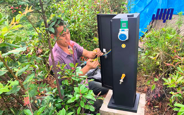 RV Pedestal Installation Guide: Direct Burial vs Pad Mount 10 Installation of RV Park Power & Water Utility Post